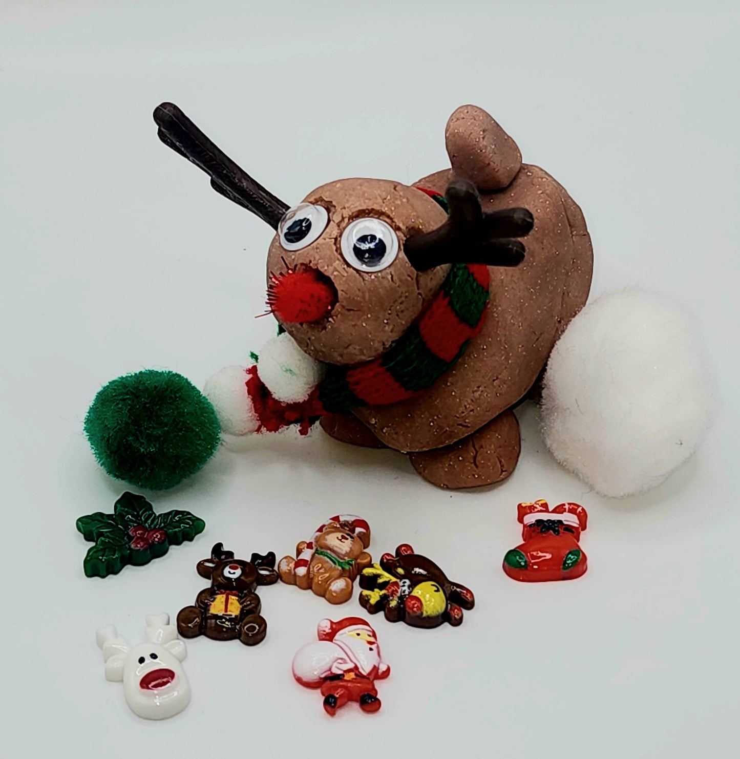Rudolph Grab & Dough Cloud Dough